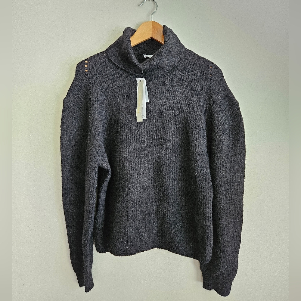 NWT Topshop Sweater Knit Turtleneck‎ Drop Shoulder Fuzzy Black size 12 Large